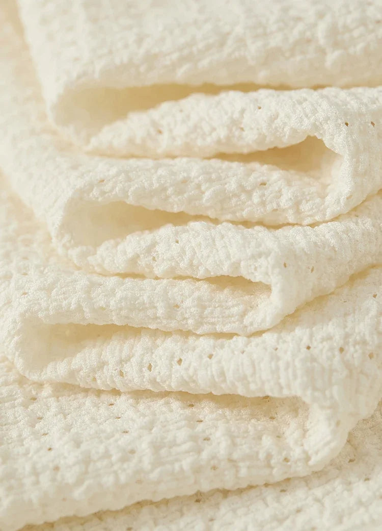 Elegant Knitted Pullover Top with Split Hem & Folds