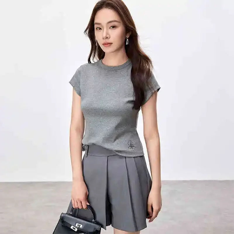 Solid Knitted Crewneck Short Sleeve Embroidery Top