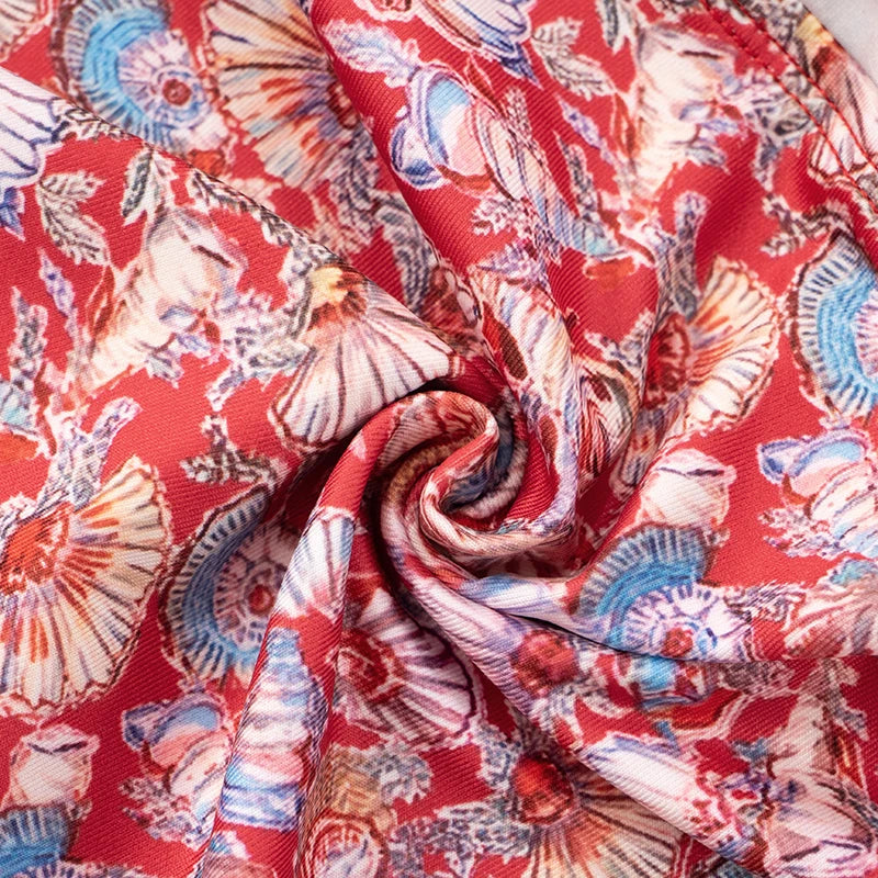 V-Neck Floral Halter Top & Casual Slim Fit Design