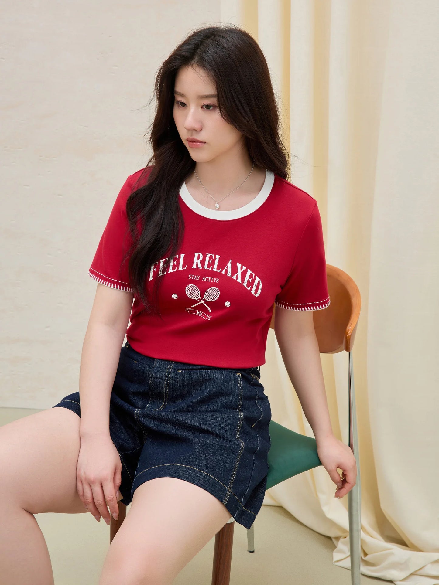 Vintage Contrast-Stitch Round Neck Tee & Relaxed Fit