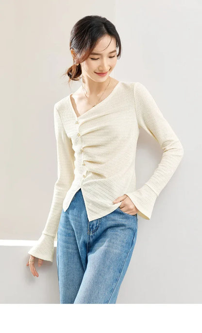 Elegant Knitted Pullover Top with Split Hem & Folds