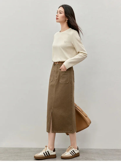 Solid Embroidery Crew Neck Long Sleeve T-shirt