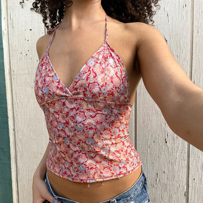 V-Neck Floral Halter Top & Casual Slim Fit Design