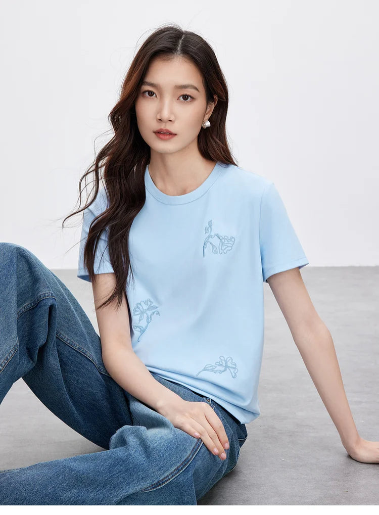 Embroidered Round Neck Short Sleeve Casual T-shirt