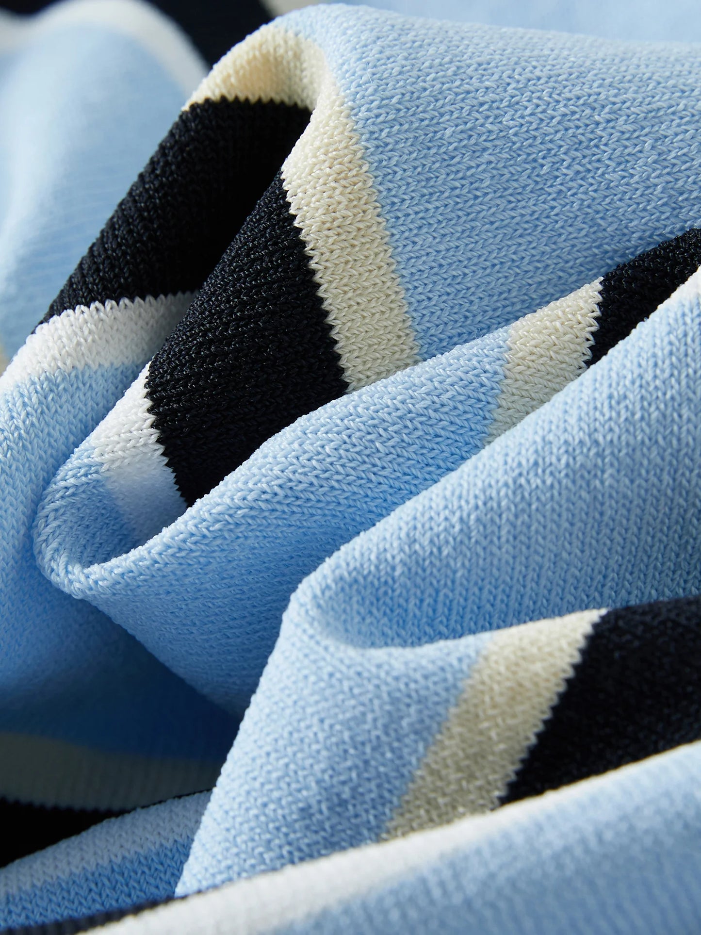 Contrast Stripe Knit Top & Structured Collar